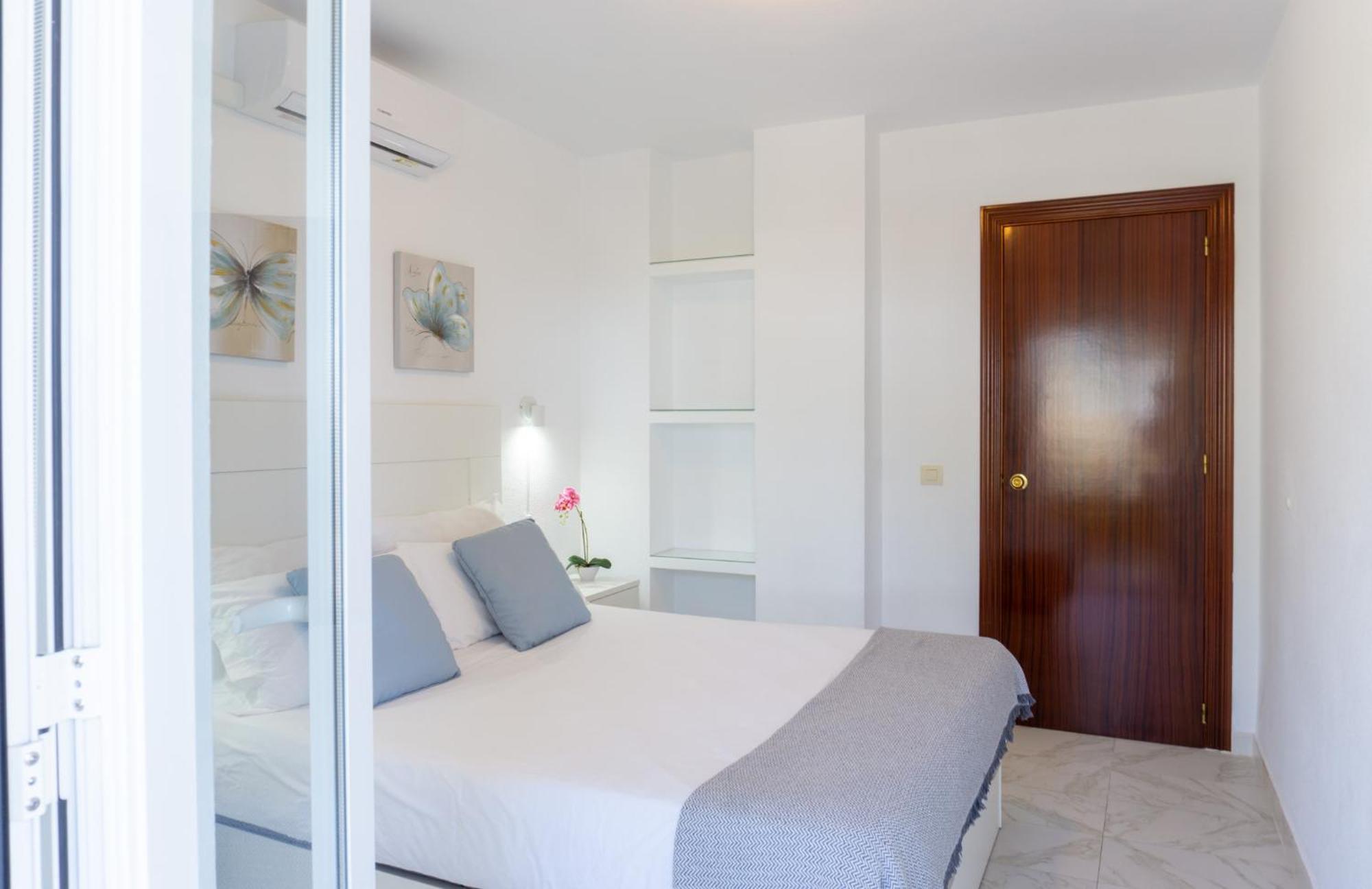 Gran Apartamento Vistas Al Mar La Cala Del Moral Bagian luar foto